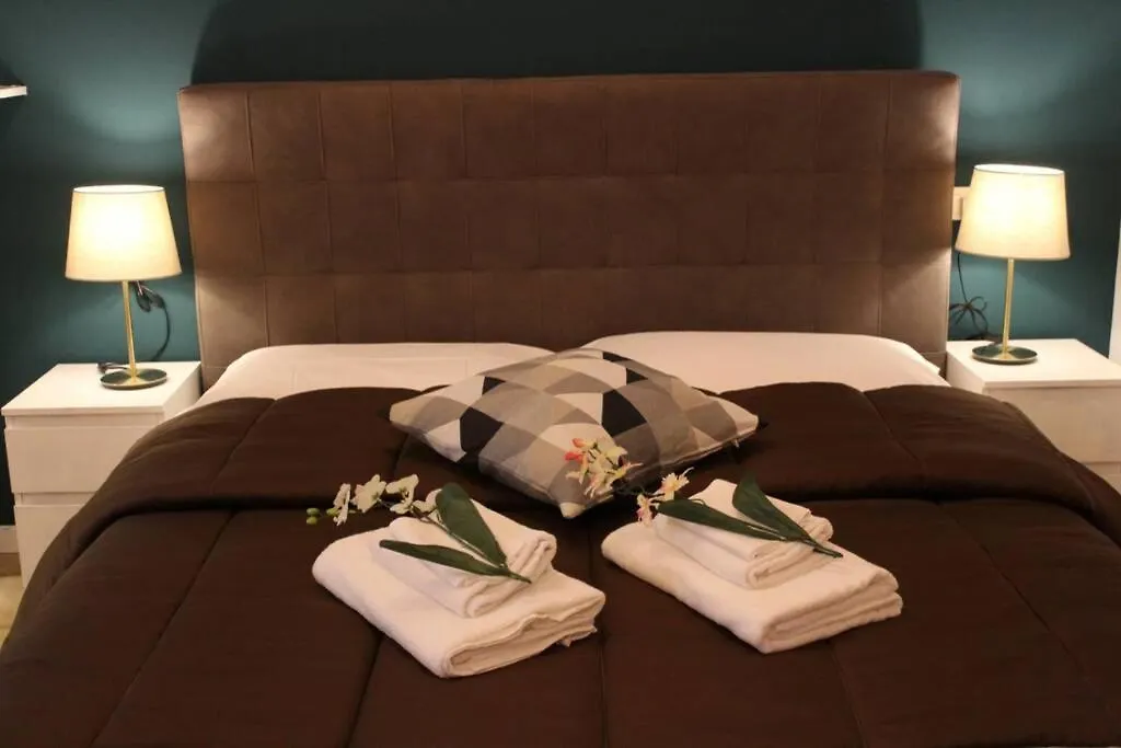 Bologna Central Apartments - Indipendenza 43 Italy